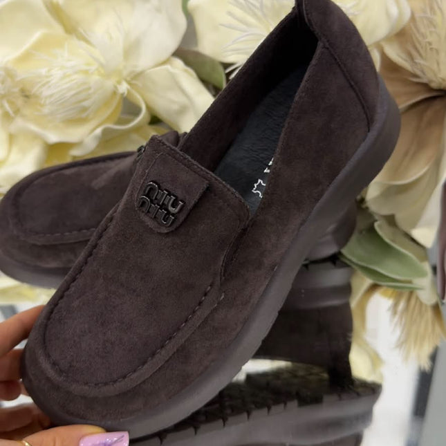 Lekki niezwykle stylowy fason