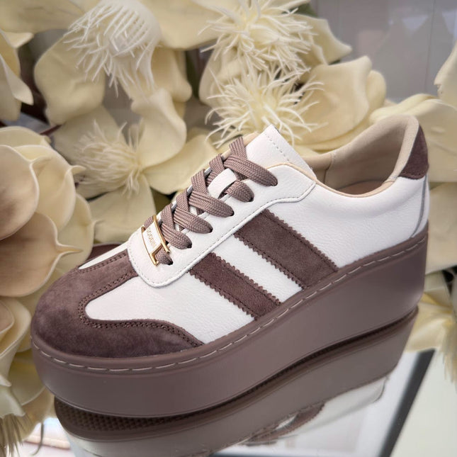 Sneakersy ze skóry naturalnej